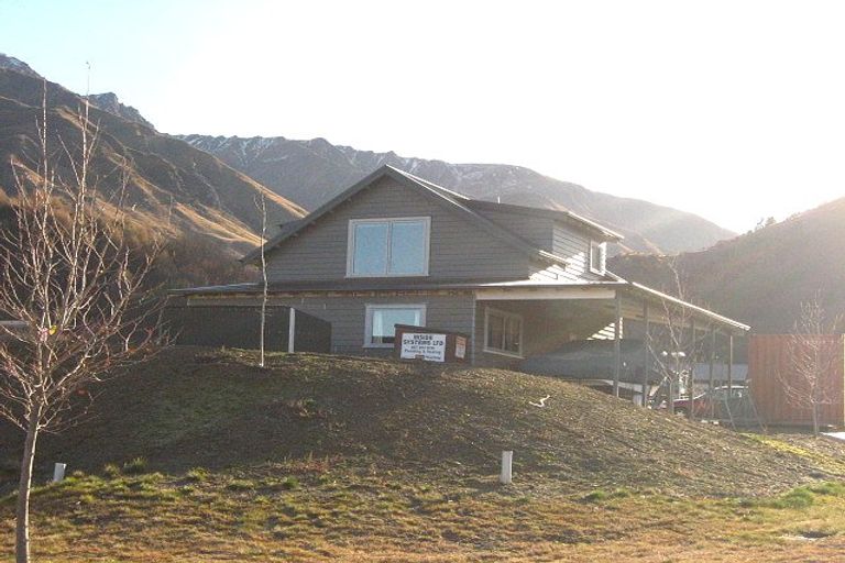 Photo of property in Butel Park, 12 Essex Avenue, Arrowtown, 9302