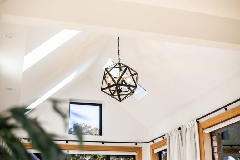 Photo of property in 19 Hinau Street, Woburn, Lower Hutt, 5010