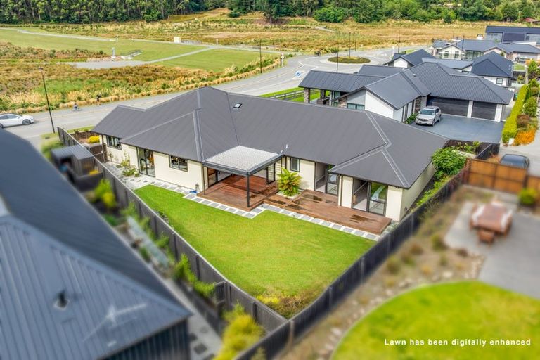 Photo of property in 24 Mcvicar Drive, Cracroft, Christchurch, 8022