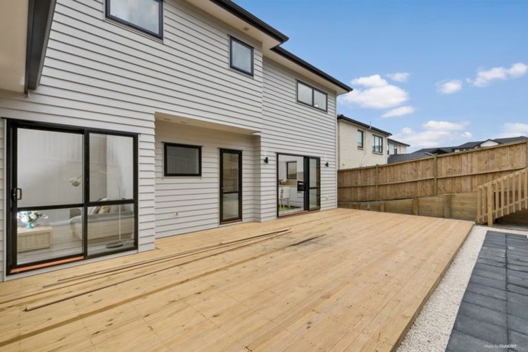 Photo of property in 4 Drover Close, Flat Bush, Auckland, 2019
