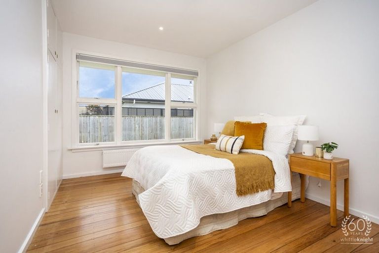Photo of property in 14 Yeovil Place, St Albans, Christchurch, 8052
