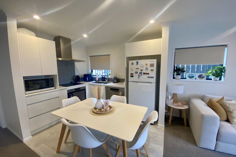 Photo of property in 7 David Carnegie Road, Hobsonville, Auckland, 0616