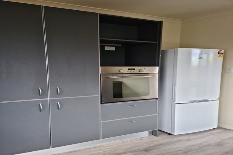 Photo of property in 40 Belvedere Road, Carterton, 5713