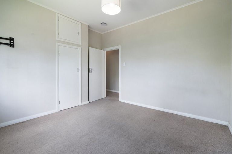 Photo of property in 19 Ongo Road, Hunterville, 4730