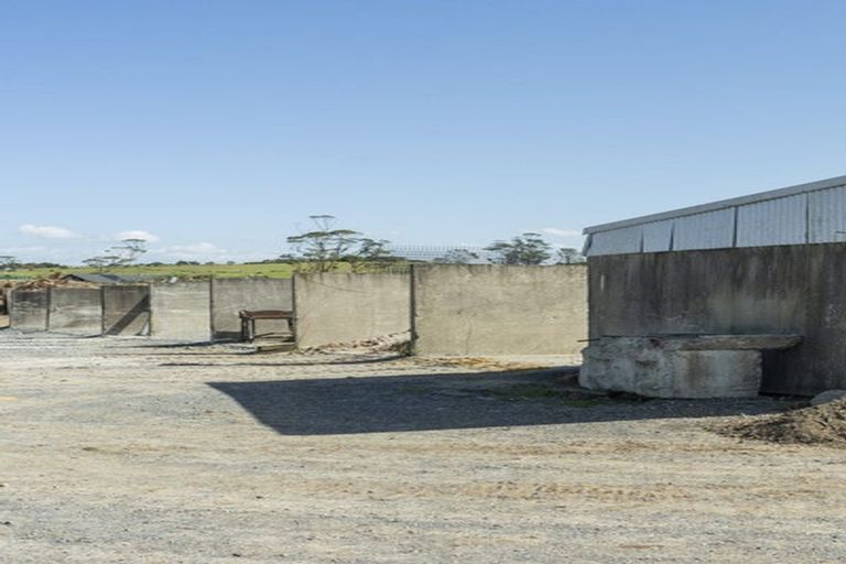 Photo of property in 35 Pataua Road South, Parua Bay, Onerahi, 0192