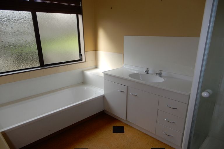 Photo of property in 2 Kitchener Place, Putaruru, 3411