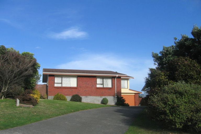 Photo of property in 12 Halladale Road, Papakowhai, Porirua, 5024