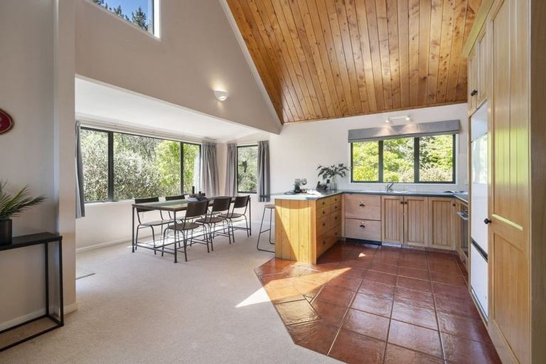Photo of property in 562 Turitea Road, Turitea, Palmerston North, 4472