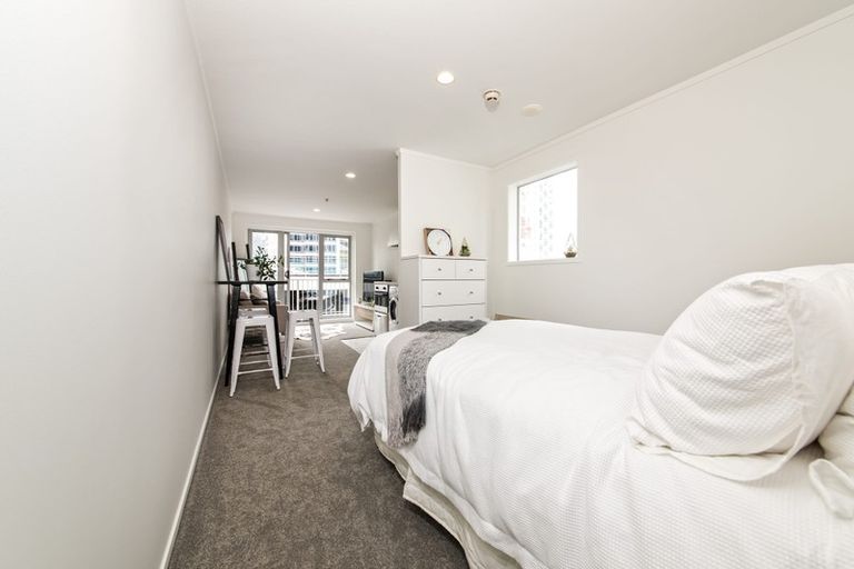 Photo of property in Waldorf Bankside Apartments, 4e/8 Bankside Street, Auckland Central, Auckland, 1010