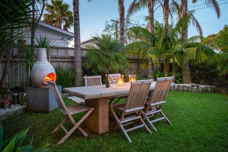 Photo of property in 20 Himikera Avenue, Avondale, Auckland, 1026