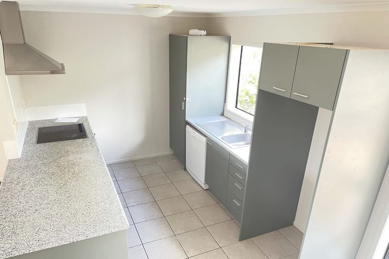 Photo of property in 10/55 Verbena Road, Birkdale, Auckland, 0626
