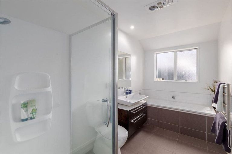 Photo of property in 84 Trafalgar Street, St Albans, Christchurch, 8014