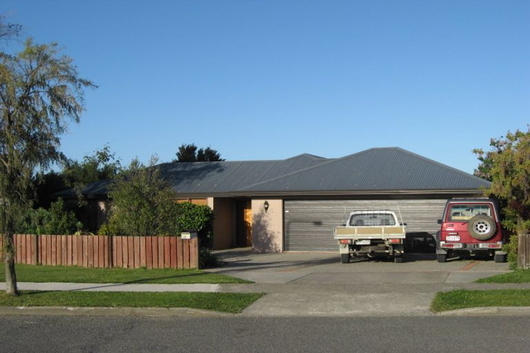 Photo of property in 2 Kowhai Drive, Renwick, 7204