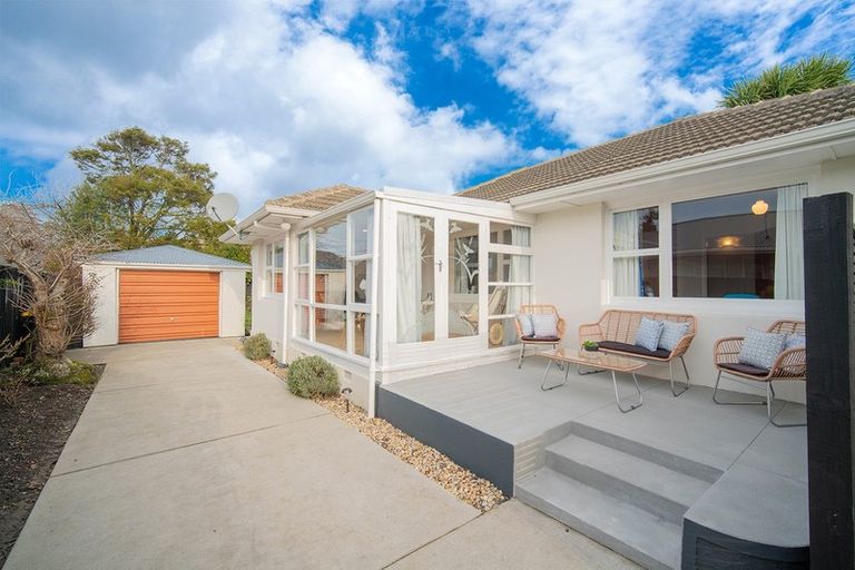 Photo of property in 8 Braithwaite Street, Ilam, Christchurch, 8041