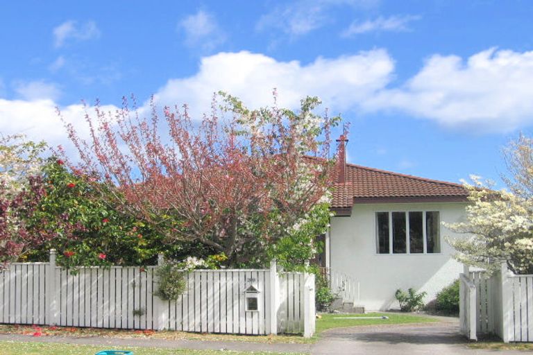 Photo of property in 39 Chesham Avenue, Waipahihi, Taupo, 3330