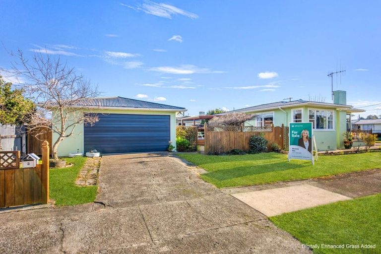 Photo of property in 2 Marsden Place, Awapuni, Palmerston North, 4412