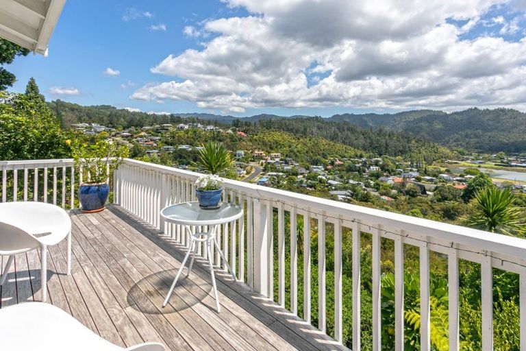 Photo of property in 9 Hillside Lane, Tairua, 3508