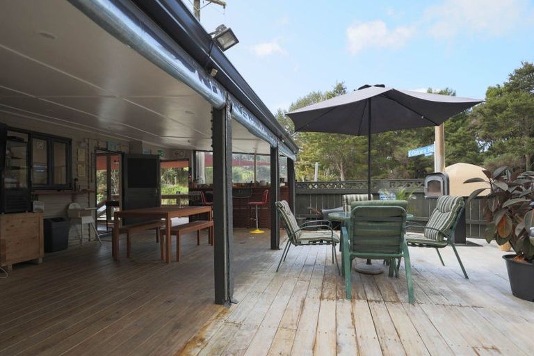 Photo of property in 3 Oakura Road, Oakura, Hikurangi, 0184