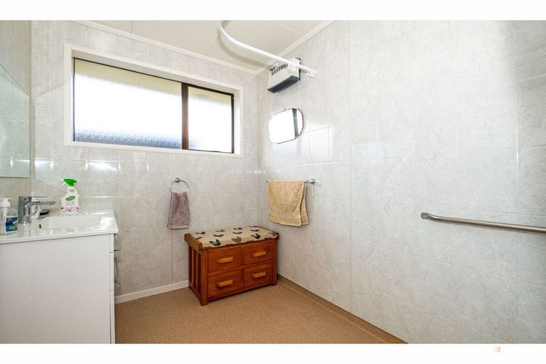 Photo of property in 35 Innes Street, Waimate, 7924