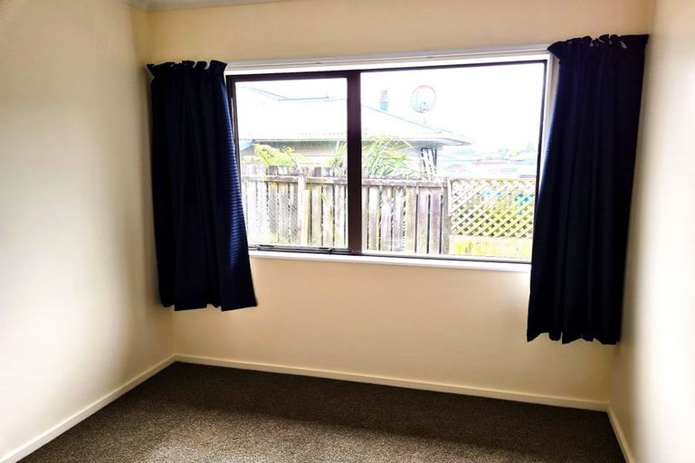 Photo of property in 9b Fraser Avenue, Johnsonville, Wellington, 6037