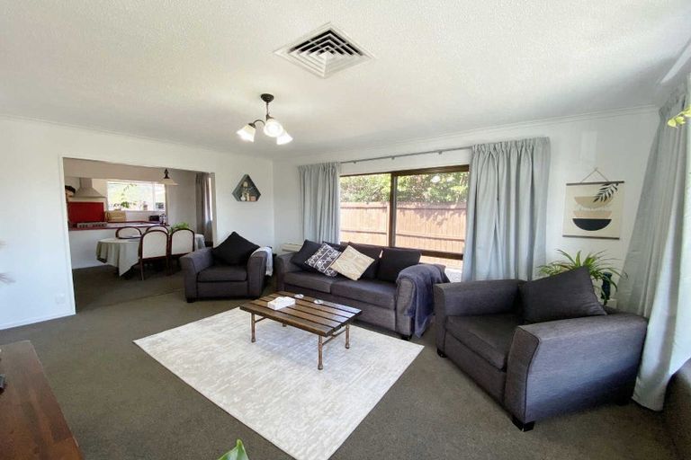 Photo of property in 12 Shamrock Place, Halswell, Christchurch, 8025