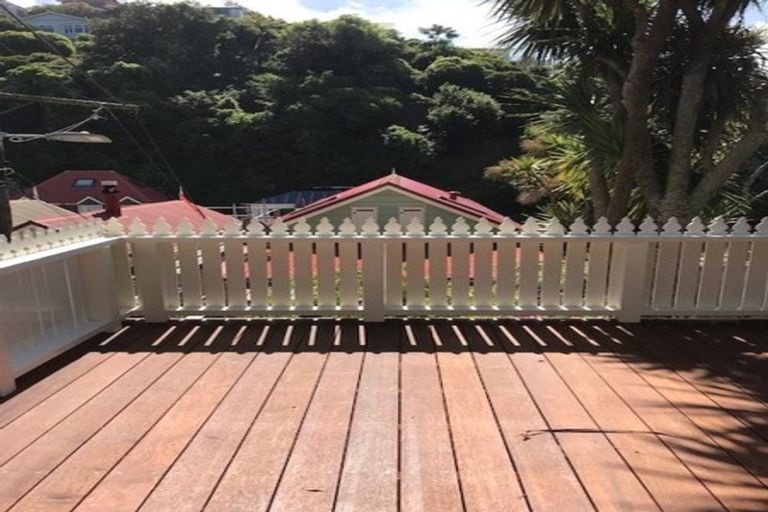 Photo of property in 37 Honiana Te Puni Street, Aro Valley, Wellington, 6021