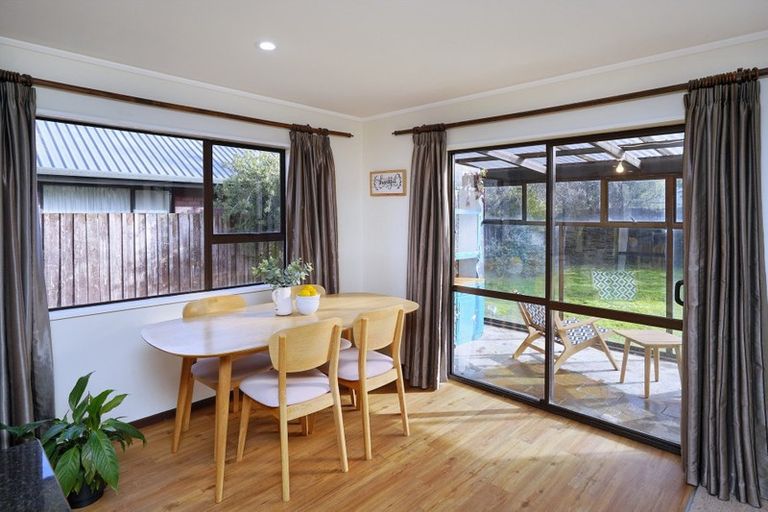 Photo of property in 145 Royal Park Drive, Parklands, Christchurch, 8083