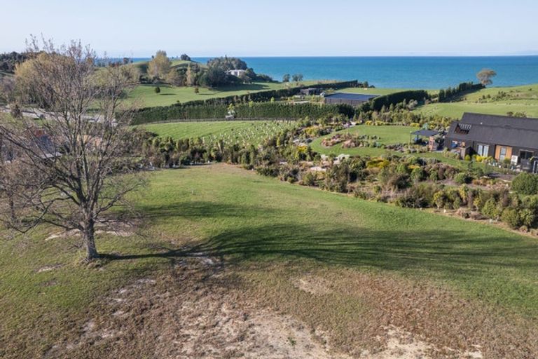 Photo of property in 4 Honey Lane, Tasman, 7173