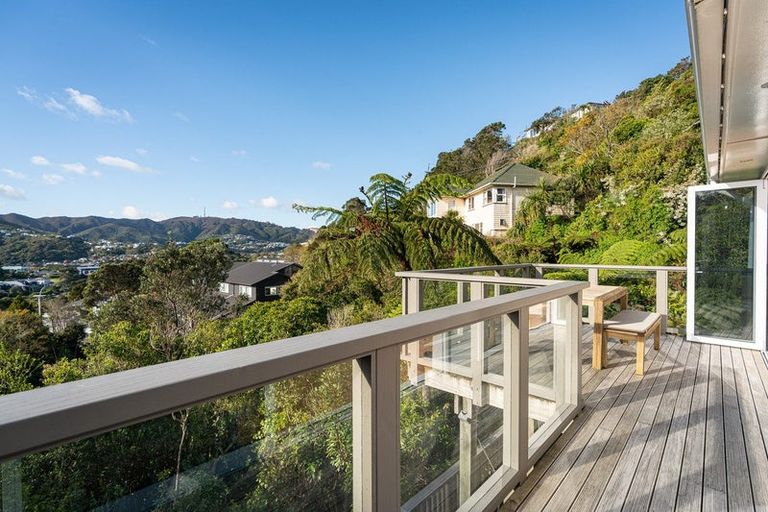 Photo of property in 4 Norwich Street, Wadestown, Wellington, 6012
