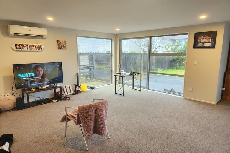 Photo of property in 26 Phar Lap Crescent, Takanini, 2112