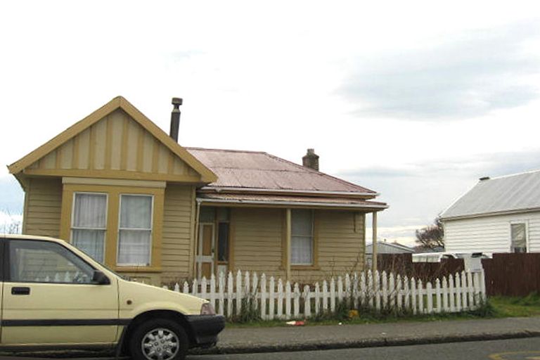 Photo of property in 12 Centre Street, Strathern, Invercargill, 9812