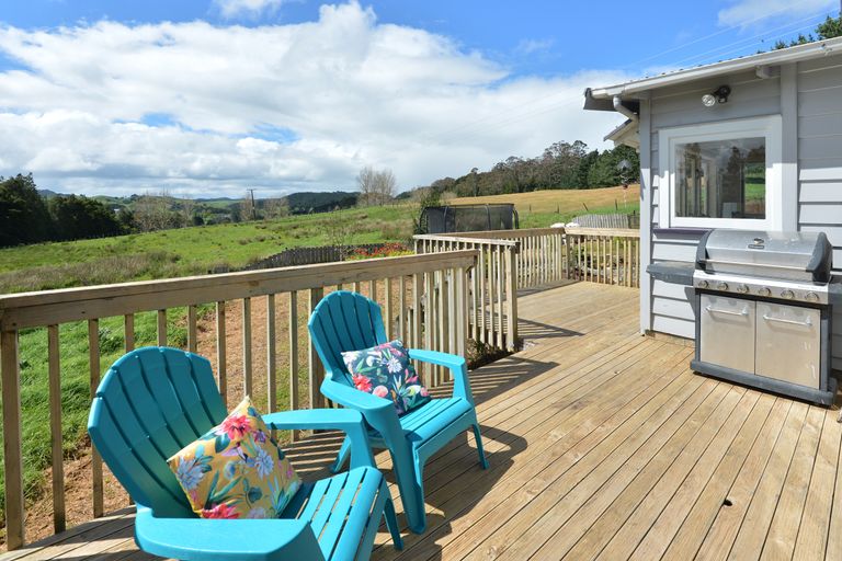 Photo of property in 76 Riponui Road, Purua, Whangarei, 0176