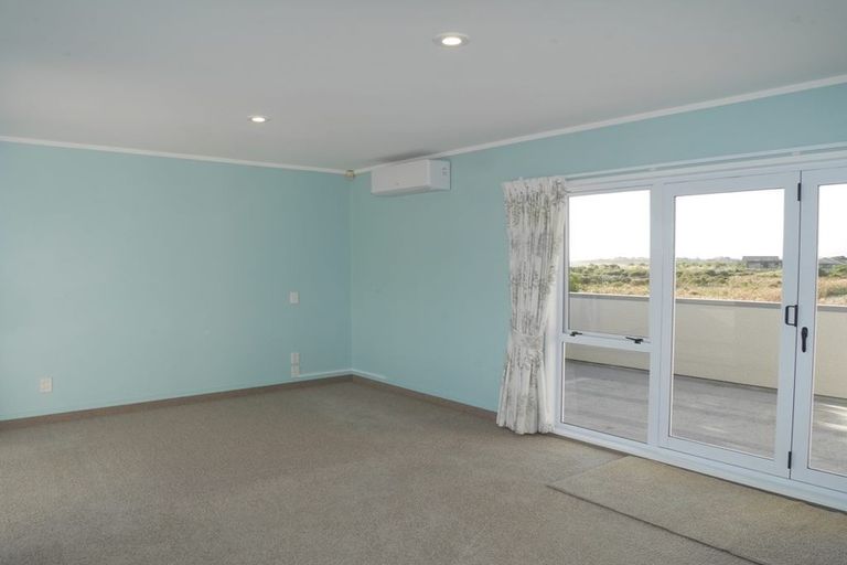 Photo of property in 286 Manly Street, Paraparaumu Beach, Paraparaumu, 5032
