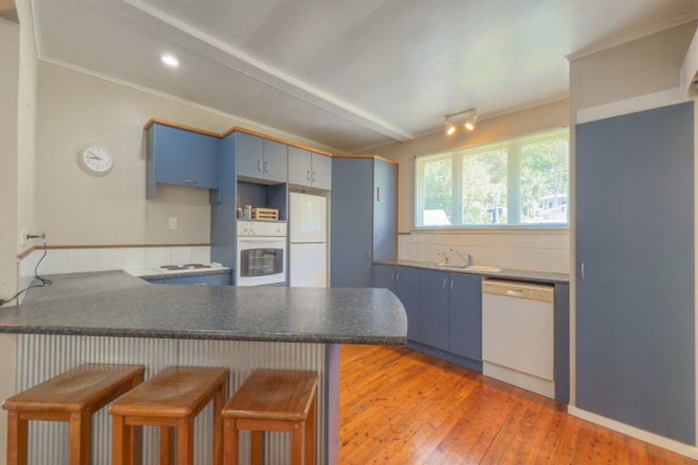 Photo of property in 17 Waiomu Valley Road, Waiomu, Thames, 3575