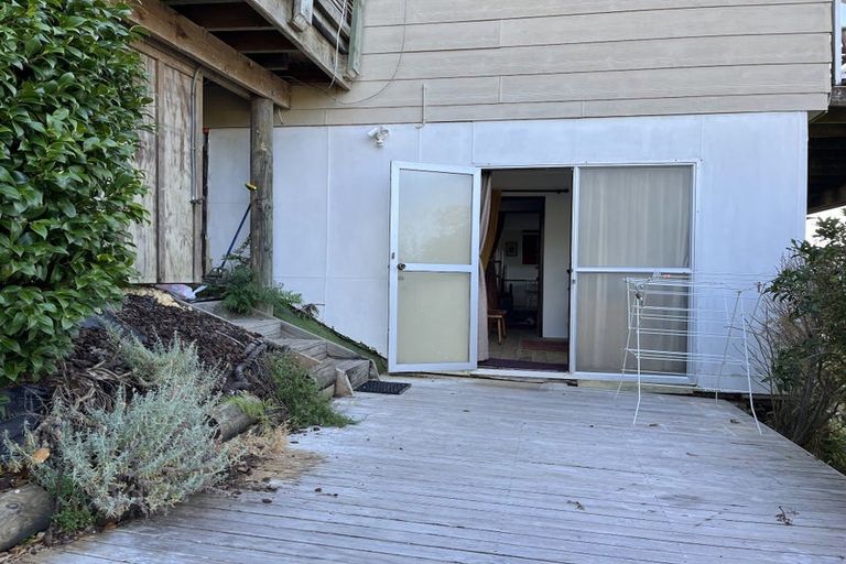 Photo of property in 53 Wellington Street, Russell, 0202