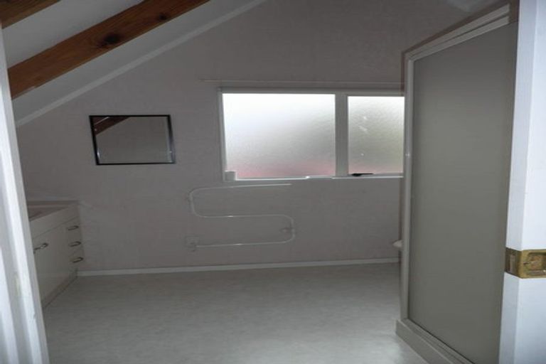 Photo of property in 12 Mountain Beech Rise, Albany, Auckland, 0632