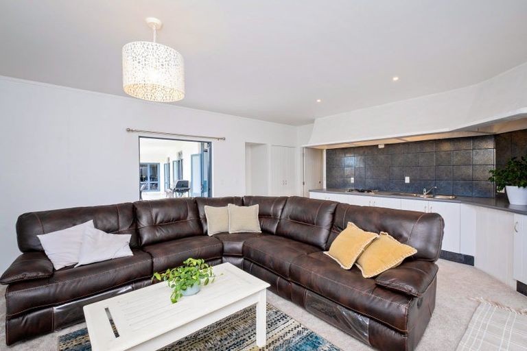 Photo of property in 55a Lucknow Road, Havelock North, 4130