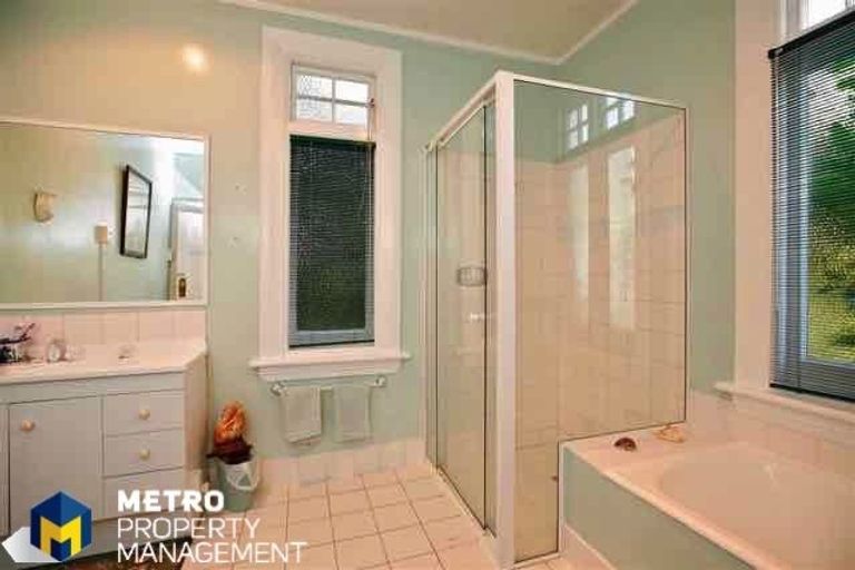 Photo of property in 323 Stuart Street, Dunedin Central, Dunedin, 9016