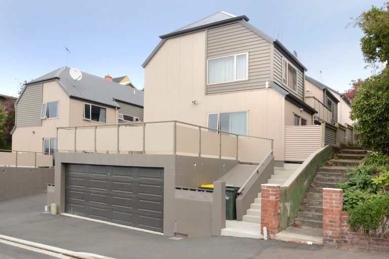 Photo of property in 47 Lees Street, Dunedin Central, Dunedin, 9016