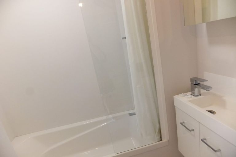 Photo of property in Vedado Apartments, 208/41 Hopper Street, Mount Cook, Wellington, 6011