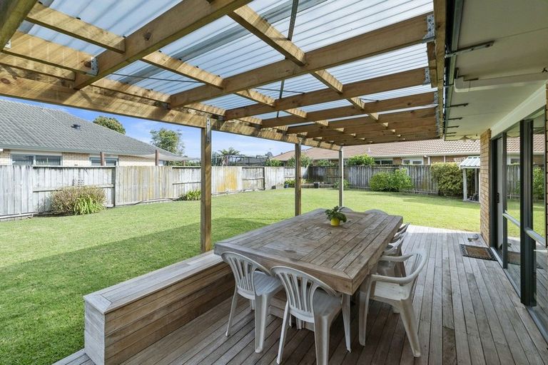 Photo of property in 6 Arabian Drive, Papamoa Beach, Papamoa, 3118