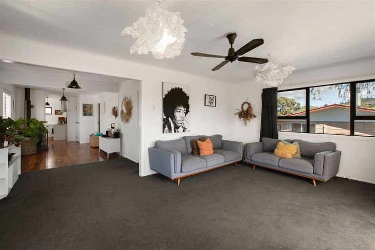 Photo of property in 72 The Crescent, Waihi Beach, 3611