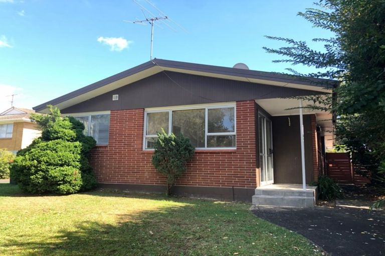 Photo of property in 20a Lidcombe Place, Avondale, Auckland, 1026