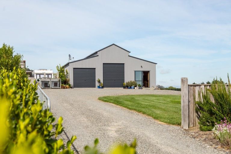 Photo of property in 67a Lees Pakaraka Road, Te Ore Ore, Masterton, 5886