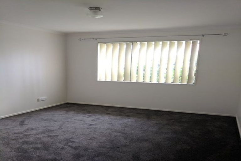 Photo of property in 14 Lothian Brae, Wattle Downs, Auckland, 2103