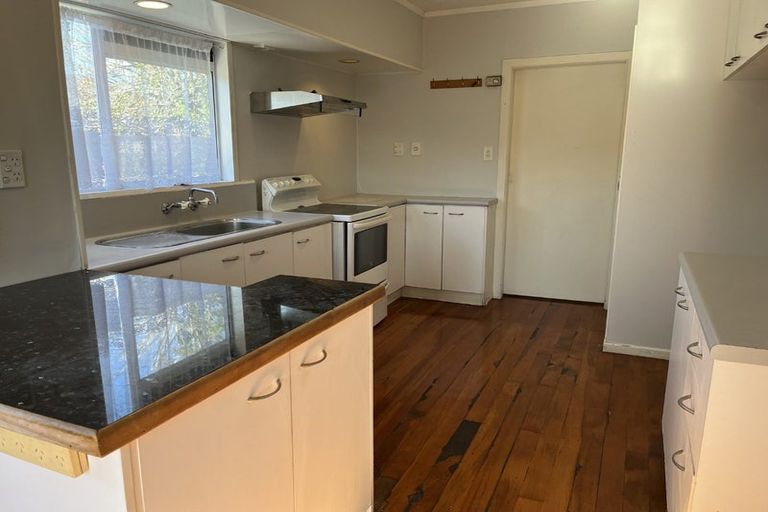 Photo of property in 1/4 Campbell Place, Papakura, 2110