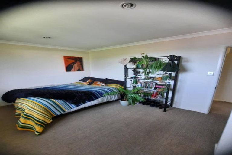 Photo of property in 8 Mcmahon Drive, Aidanfield, Christchurch, 8025