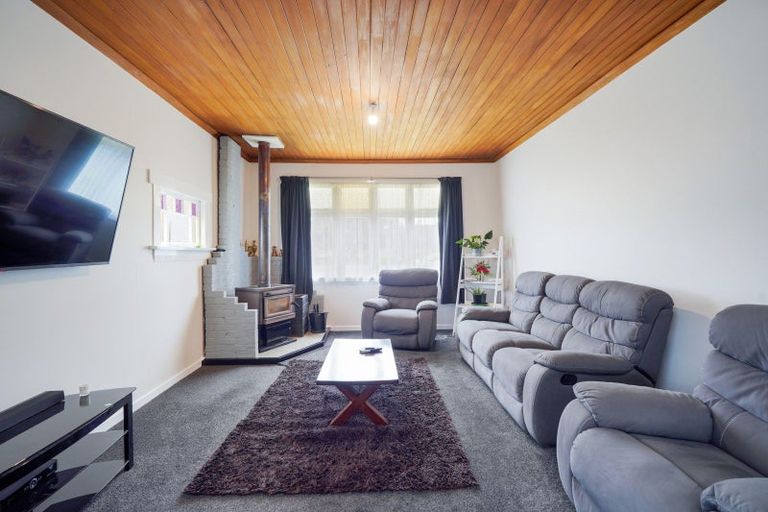 Photo of property in 43 Half Mile Road, Tuatapere, 9620