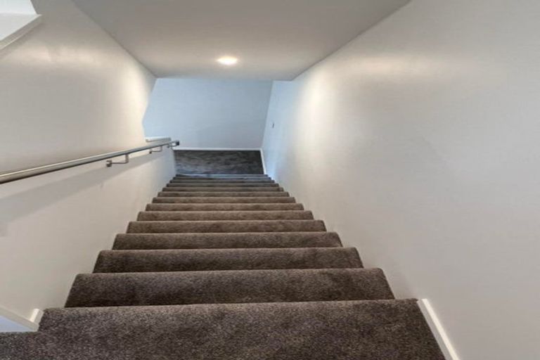 Photo of property in 2/148 Riverside Drive, Waiwhetu, Lower Hutt, 5010