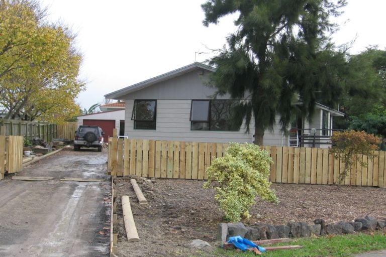 Photo of property in 37 Trevor Hosken Drive, Wiri, Auckland, 2104